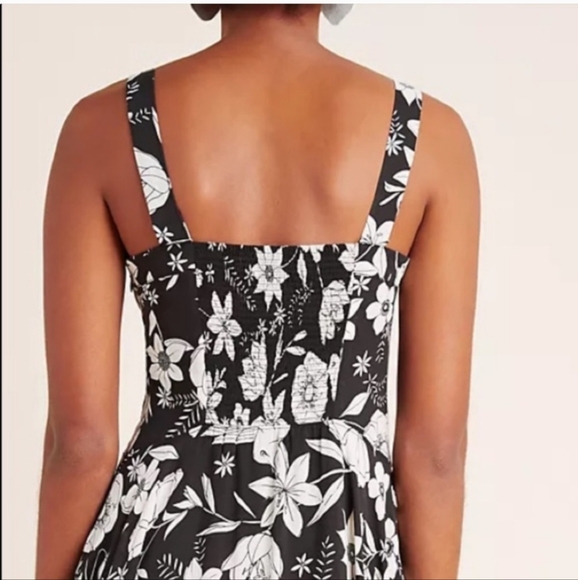 NWT ANTHROPOLOGIE BLACK MAEVE VIVIENNE SMOCKS FLORAL HANDKERCHIEF MAXI DRESS 12 - Picture 6 of 14
